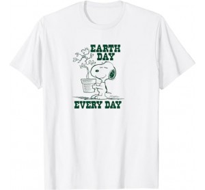 Peanuts - Earth Day Snoopy Love Earth T-Shirt